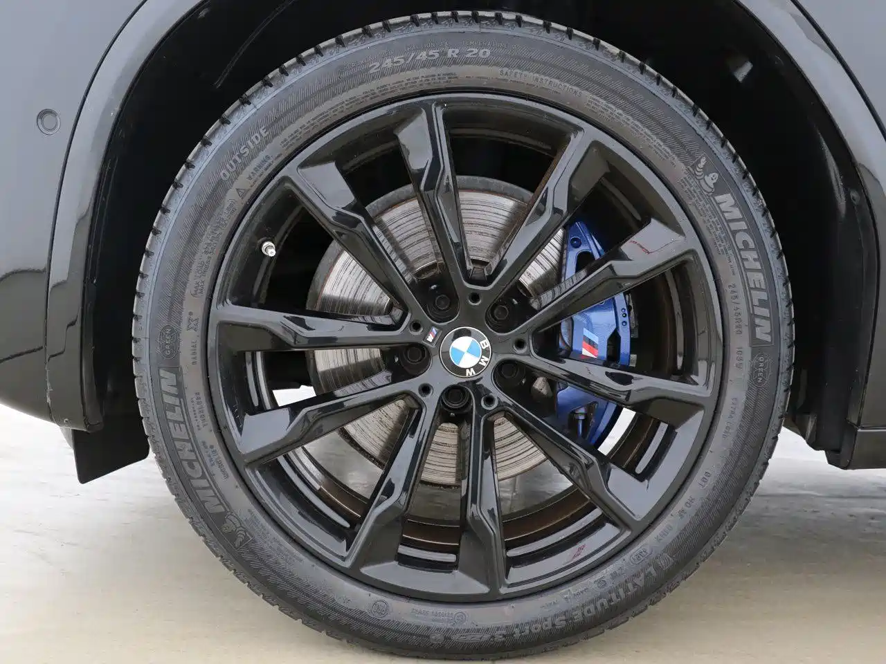 BMW X4 2022 Facelift xDrive 30i M Sport Shadow Edition фото 5