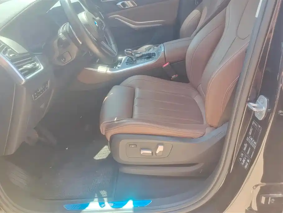 BMW X5 (Import) 2019 xDrive40i M Sport Package фото 9