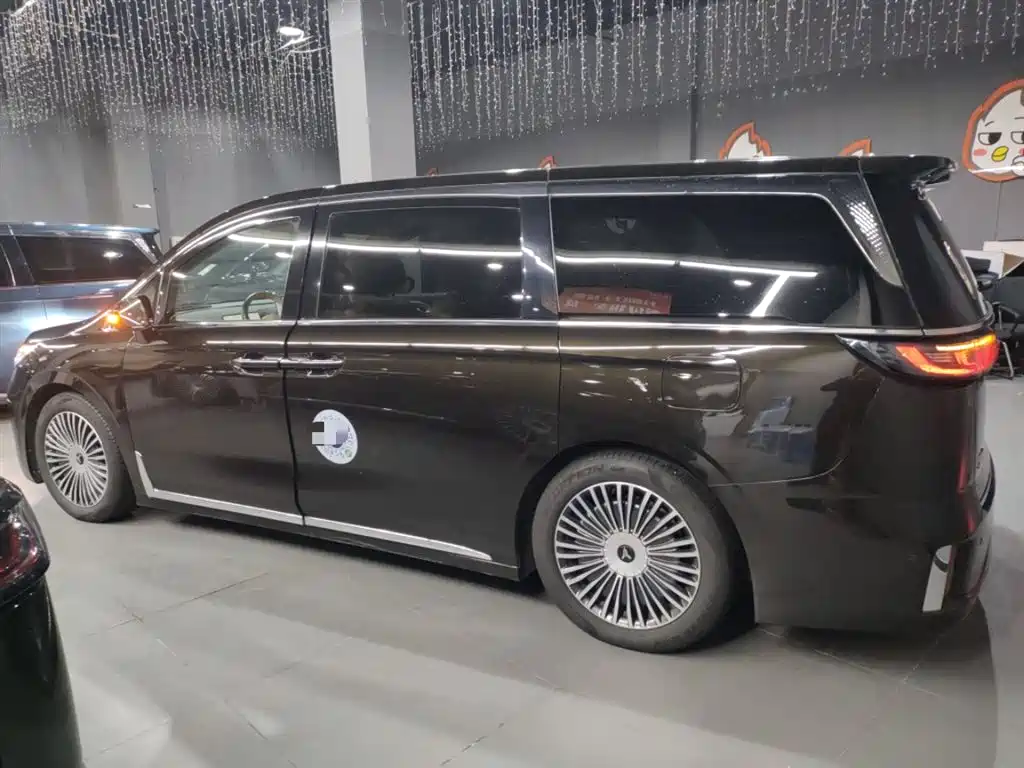 Voyah Auto Voyah Dreamer 2025 PHEV AWD Flagship Kunpeng Edition фото 23