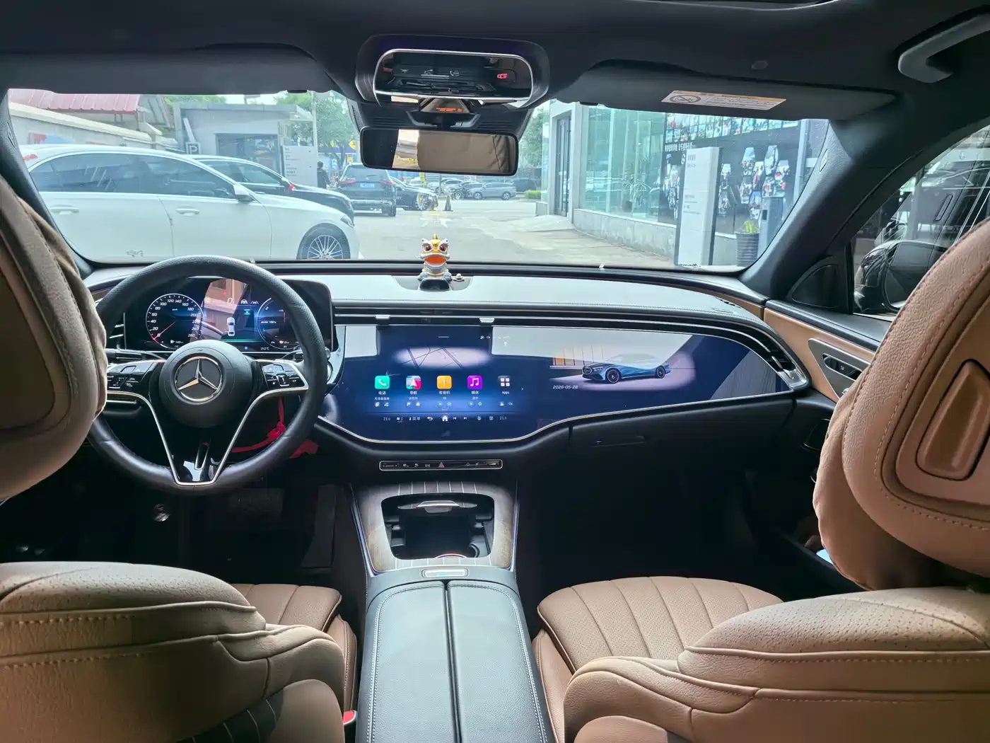 Mercedes-Benz E-Class New Energy 2024 E 350 e L Plug-in Hybrid Sedan фото 5