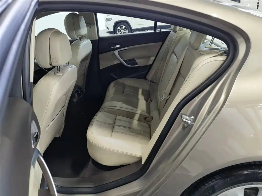 Buick Regal 2014 2.0L Elite Fashion Type фото 15