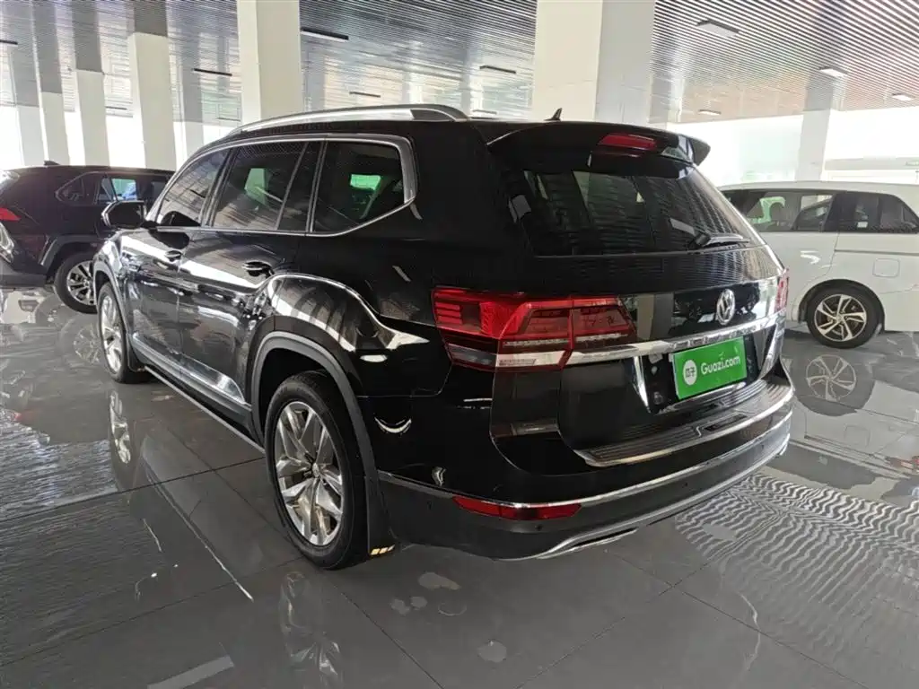 Volkswagen Teramont 2019 530 V6 AWD Flagship Edition China V фото 5