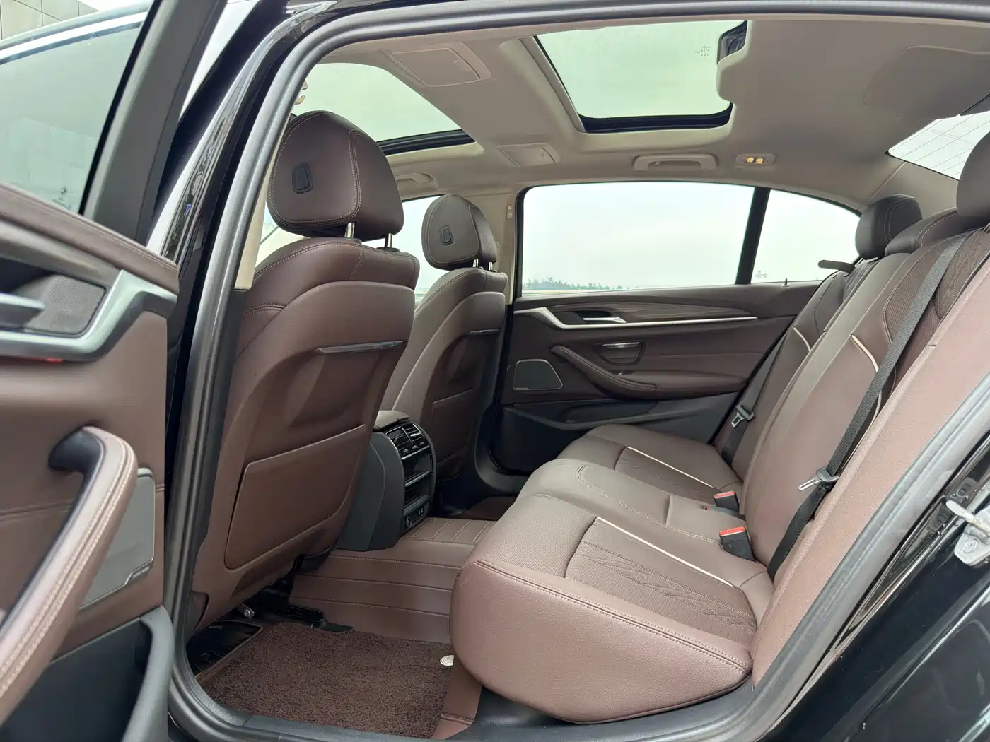 BMW 5 Series 2022 Facelift 530Li Leading Luxury Package фото 6