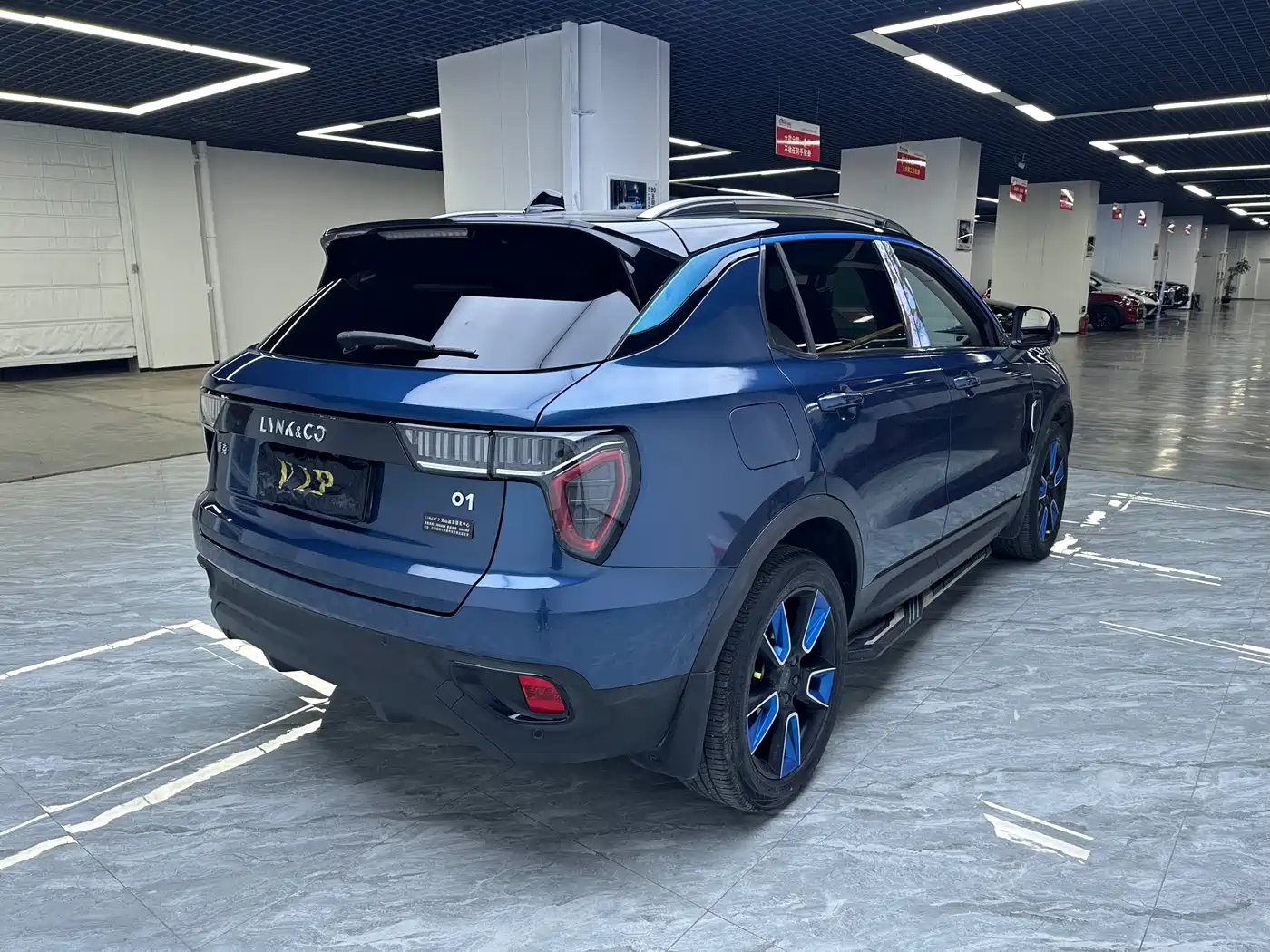 Lynk & Co 01 2019 2.0T 2WD Pro Edition China V фото 9