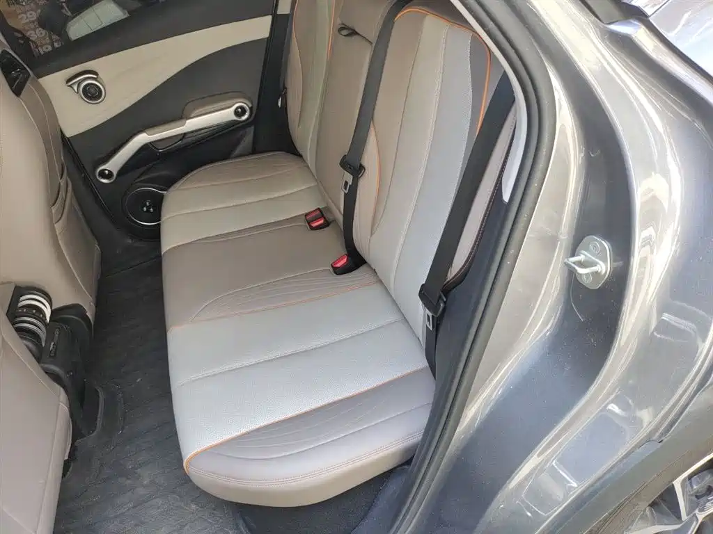 BYD Yuan PLUS 2024 Glory Edition 430KM Advanced фото 15