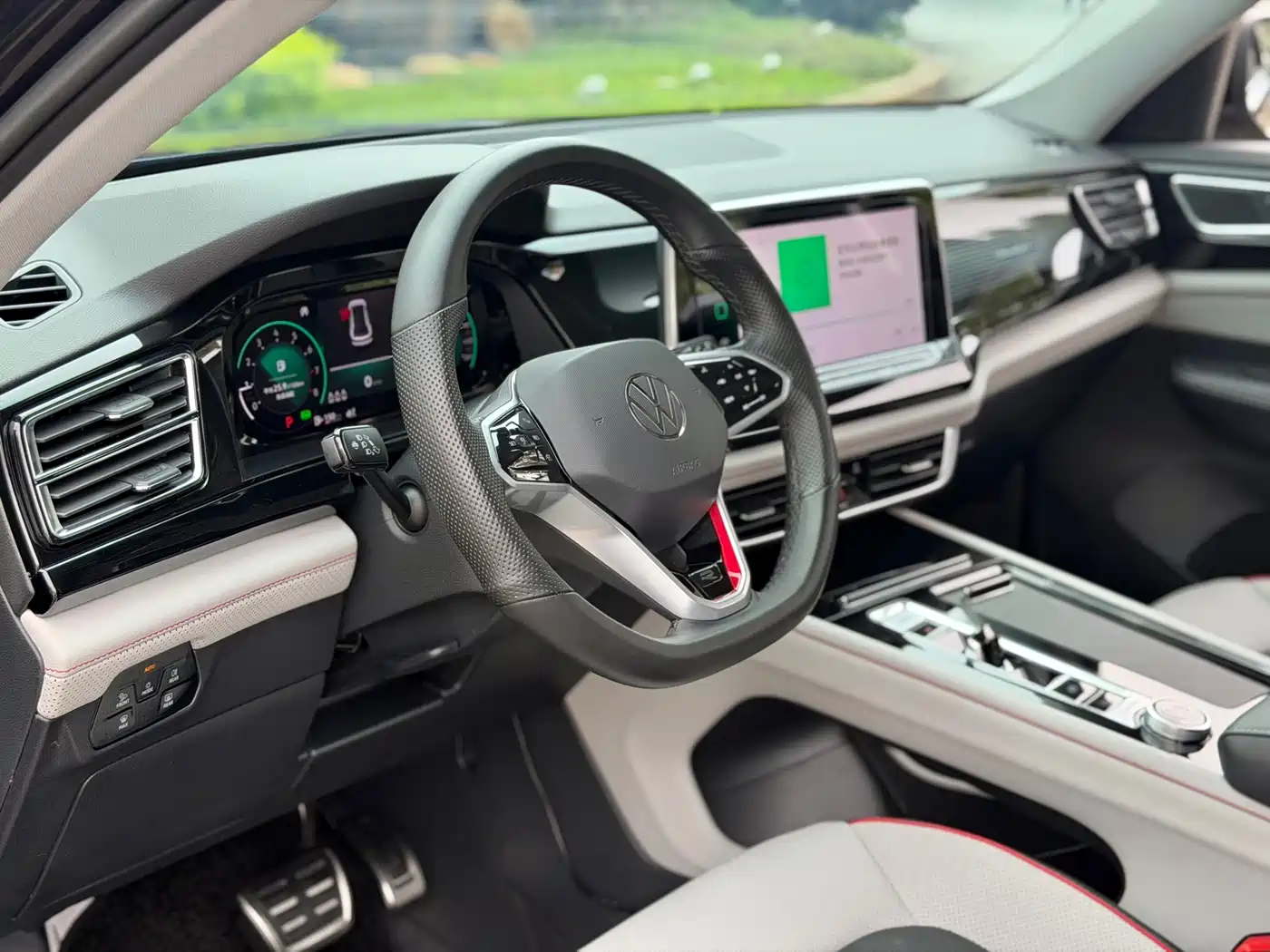 Volkswagen Teramont 2023 Teramont X Facelift 380TSI 4WD Premium Luxury Edition фото 8