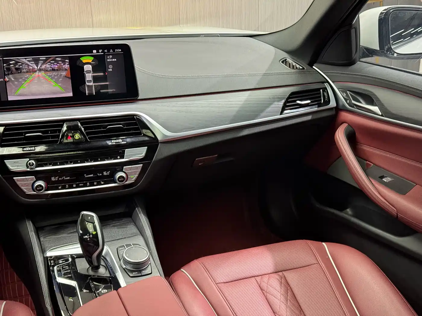 BMW 5 Series 2021 530Li Leading M Sport Package фото 21