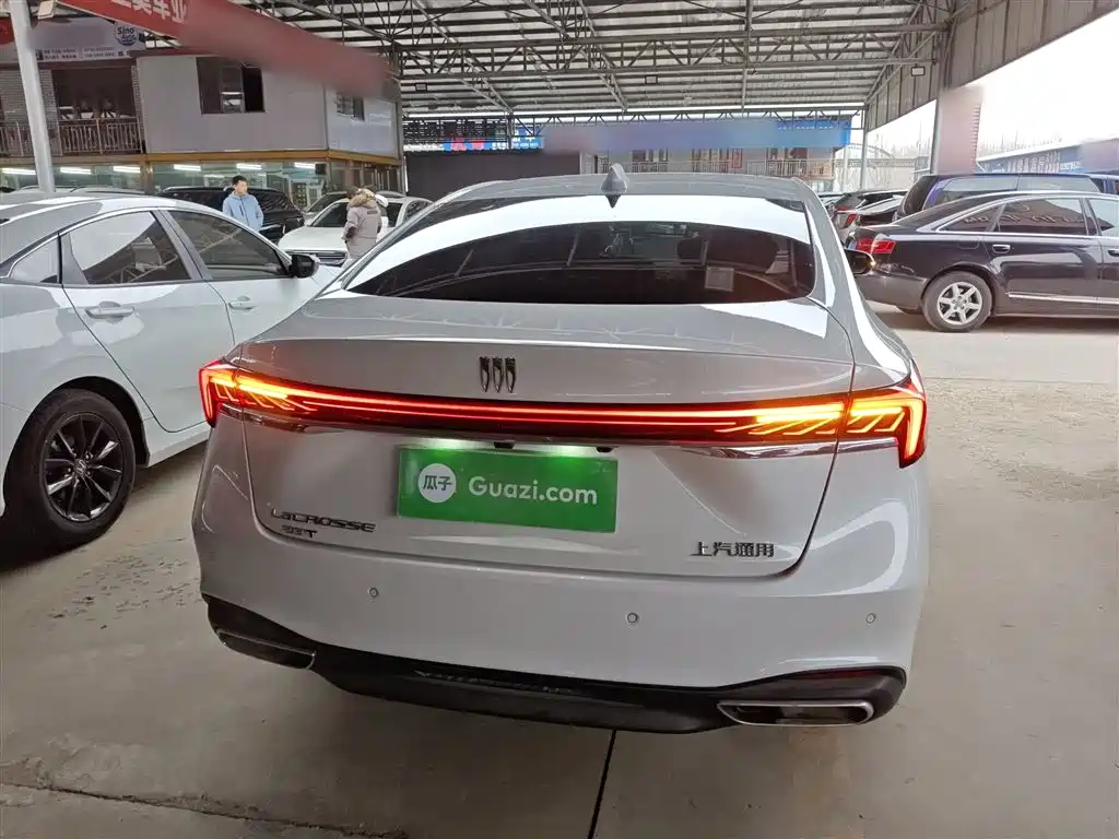 Buick LaCrosse 2023 28T Premium Edition фото 4