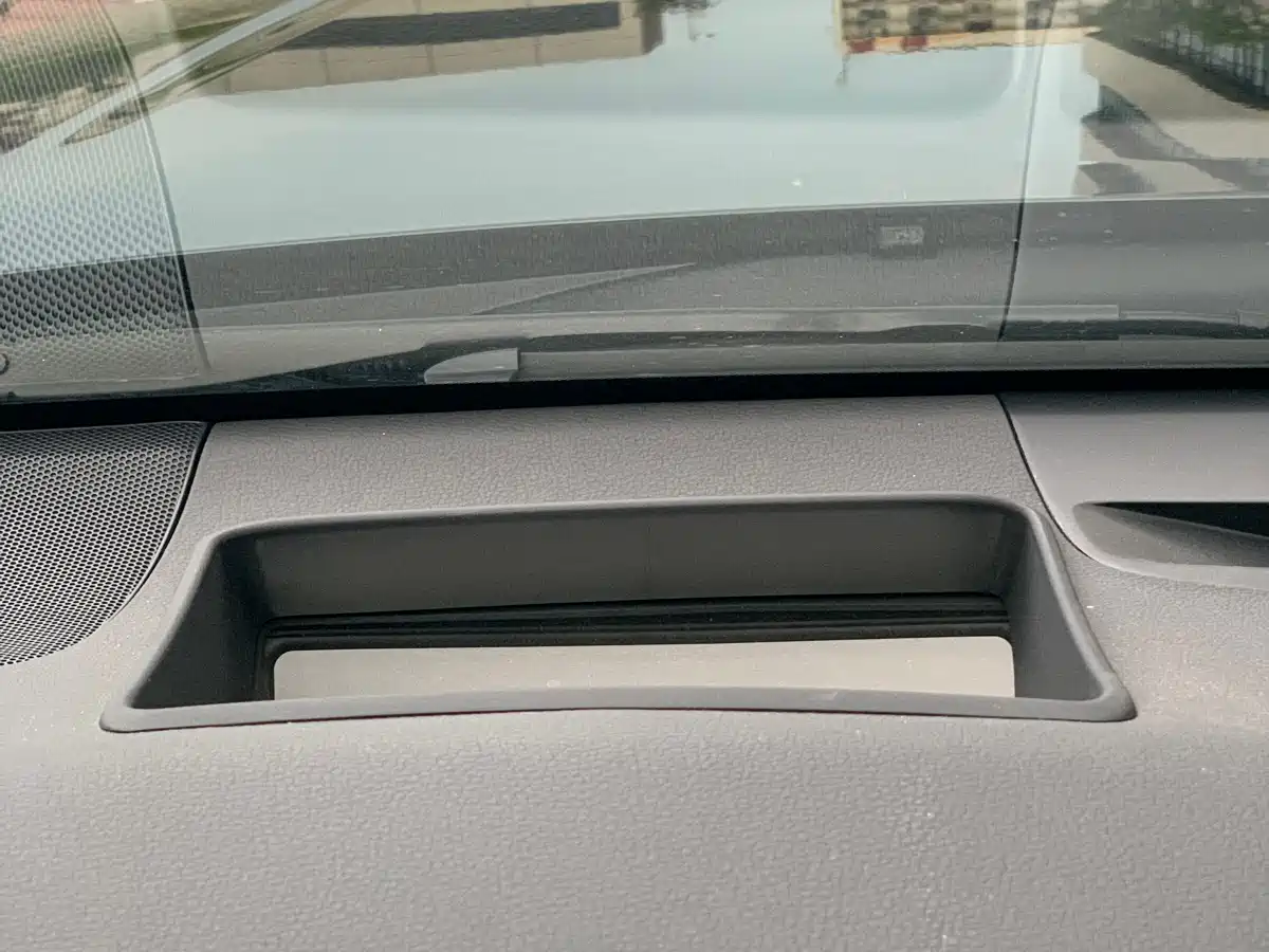 Toyota Camry 2024 2.0G Premium Edition фото 14