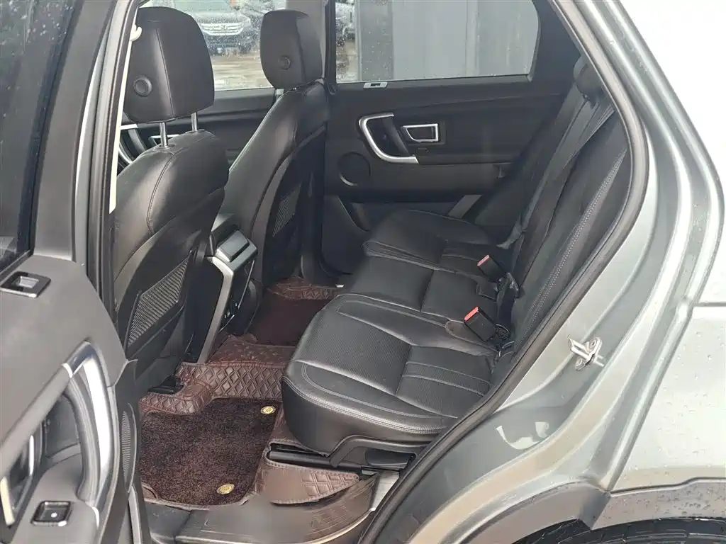 Land Rover Discovery Sport 2017 2.0T HSE фото 9