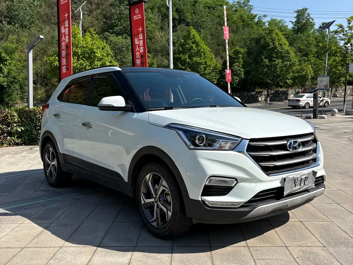 Hyundai Beijing Hyundai ix25 2017 1.6L Automatic Smart Edition фото 3