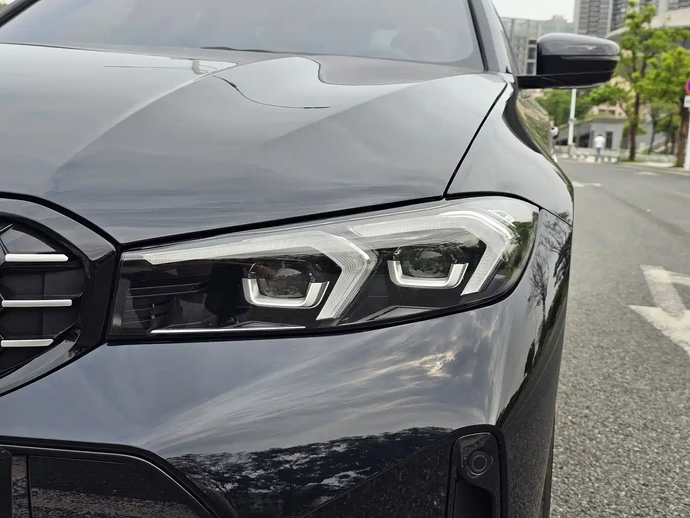 BMW 3 Series 2023 325i M Sport Black Night Package фото 5