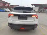 Фото 4 - Lynk & Co 02