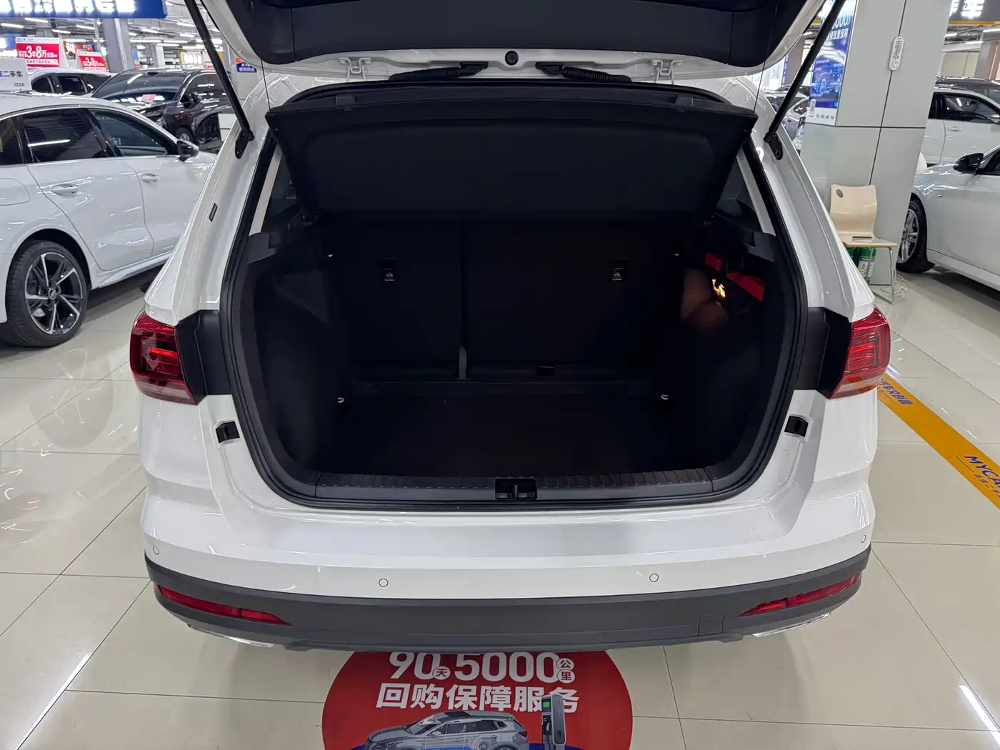 Volkswagen Tharu 2022 280TSI FWD Luxury Edition фото 13