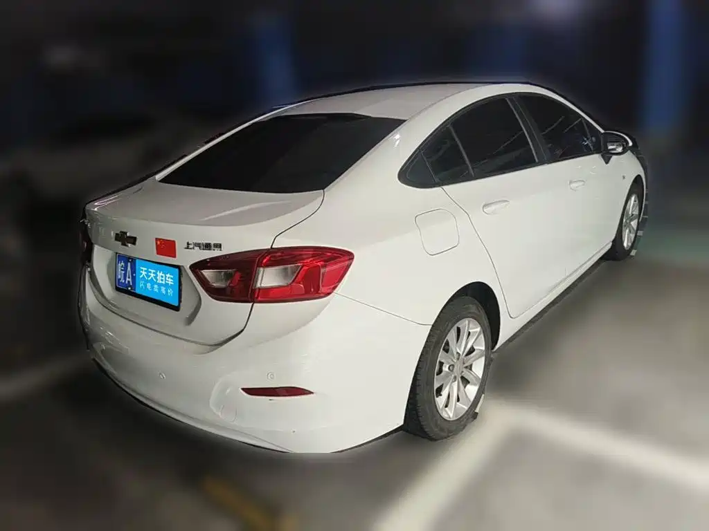Chevrolet Cruze 2018 2018 320 Automatic Pioneer Sunroof Edition