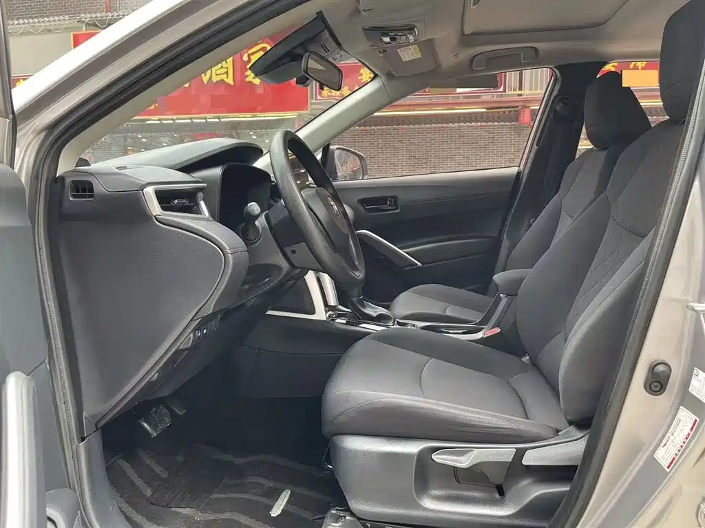 Toyota Corolla Cross 2023 2.0L Elite Edition фото 4