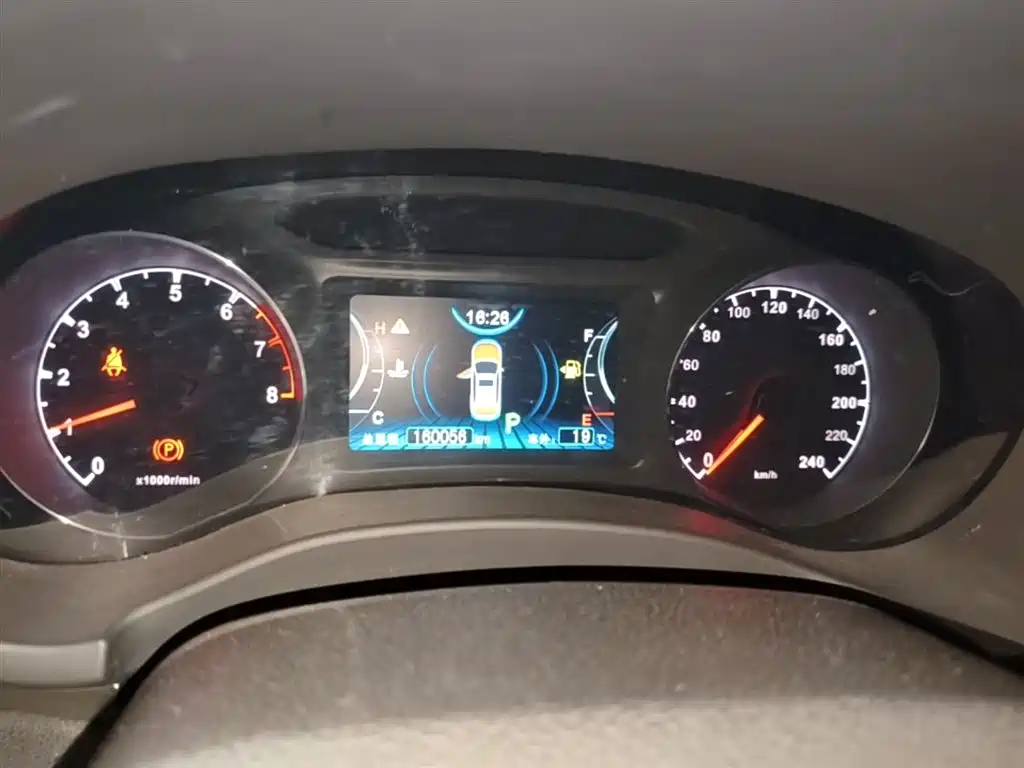 BYD Song 2016 Unrivaled Edition 1.5TID Automatic Leading Edition фото 19