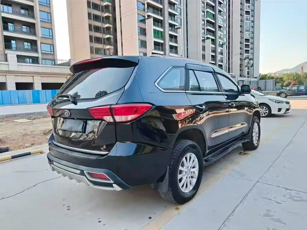 Foday Lanfu 2015 1.9T Diesel 2WD Standard 7-Seater фото 8