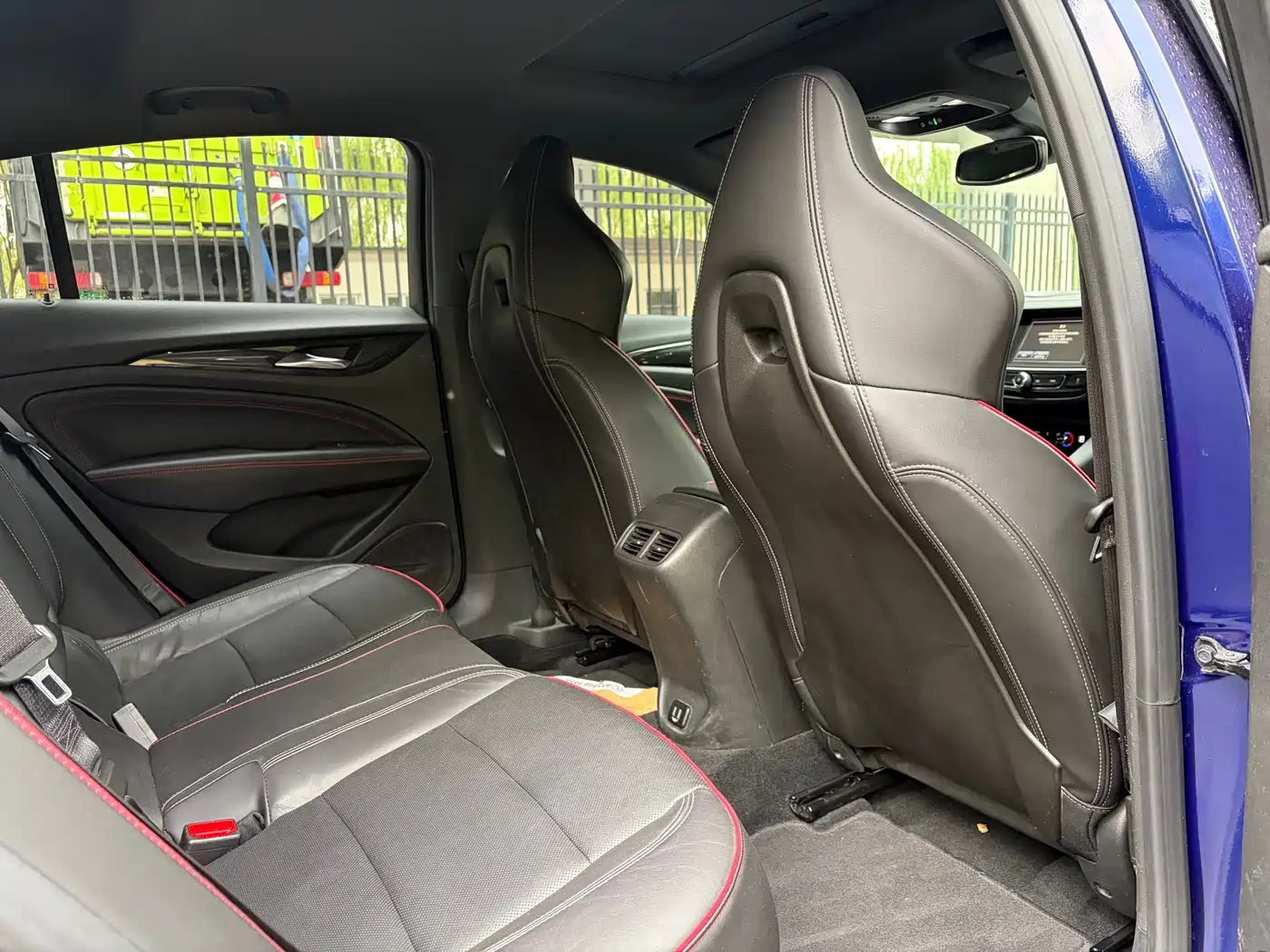 Buick Regal 2017 GS 28T Luxury Type фото 10