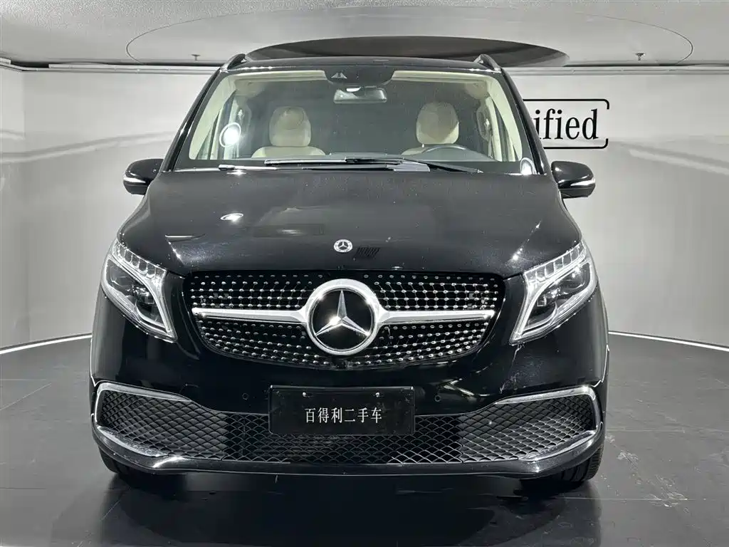 Mercedes-Benz V-Class 2022 V 260 Pilot Edition фото 12