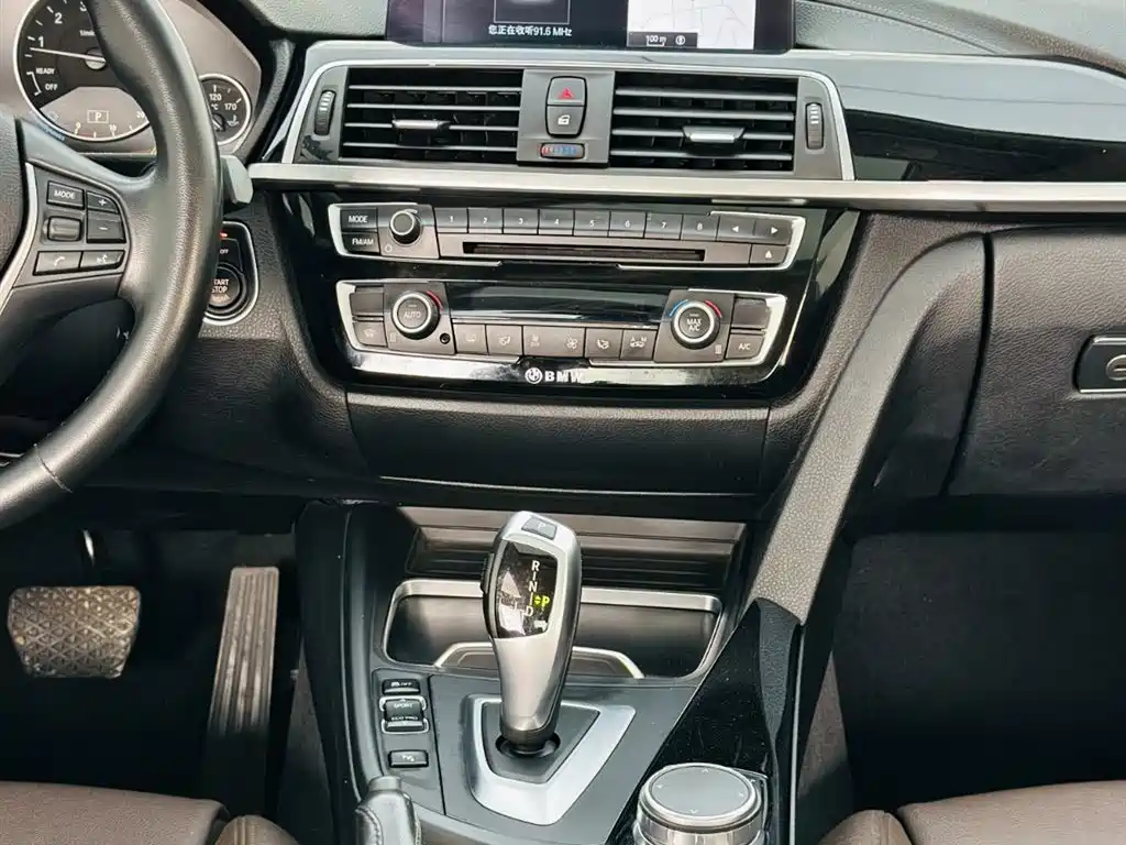 BMW 3 Series 2019 320Li Fashion Type фото 18