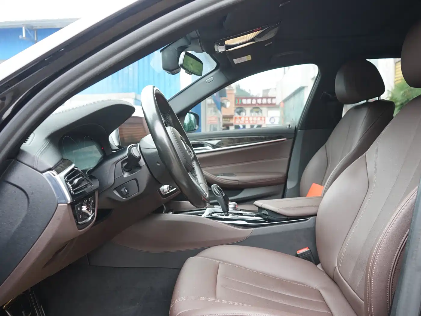 BMW 5 Series 2018 525Li M Sport Package фото 4