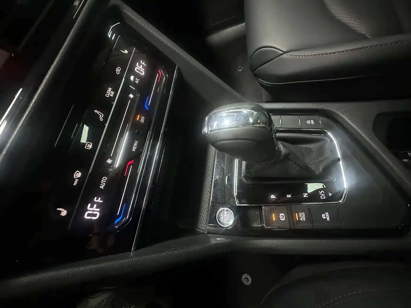 Volkswagen Tharu 2021 280TSI 2WD Luxury Plus фото 17