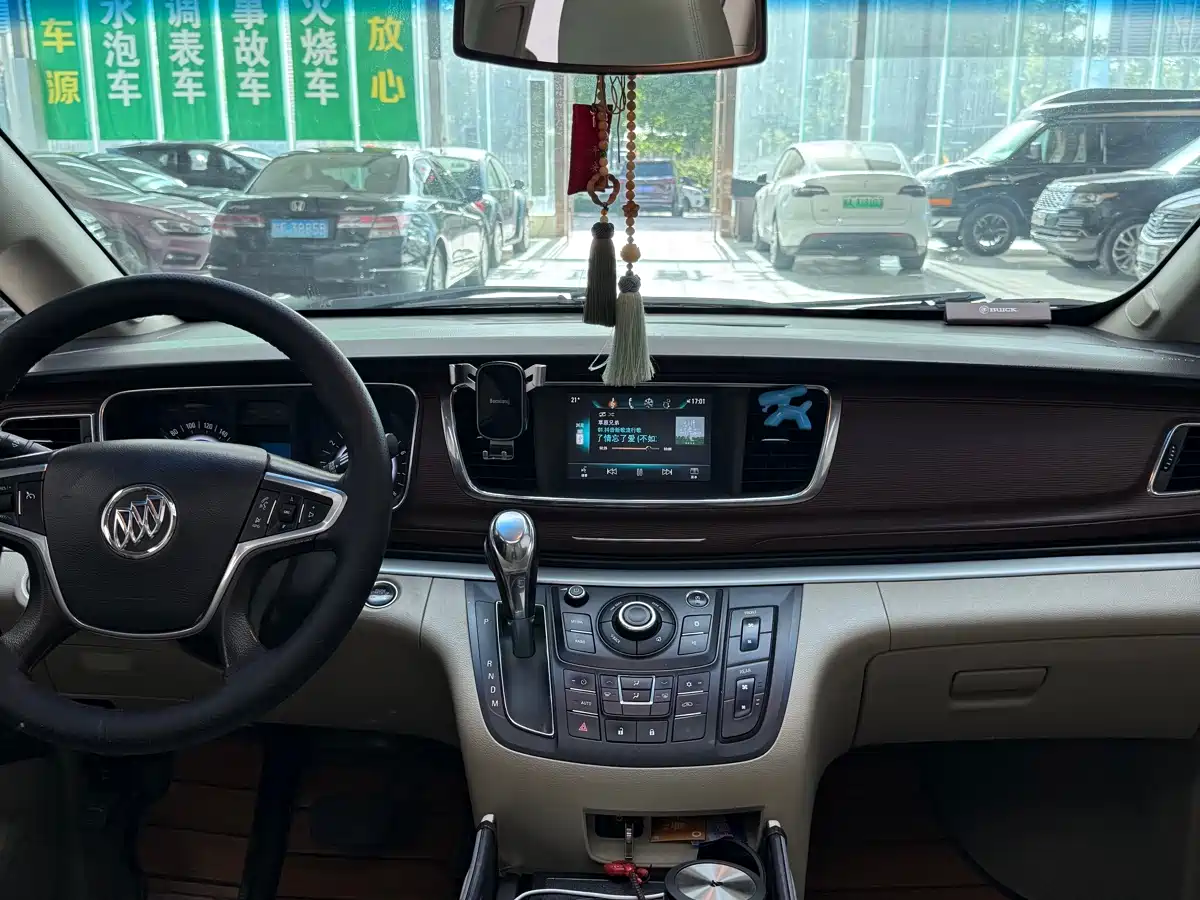 Buick GL8 2018 28T Luxury Model China VI фото 19
