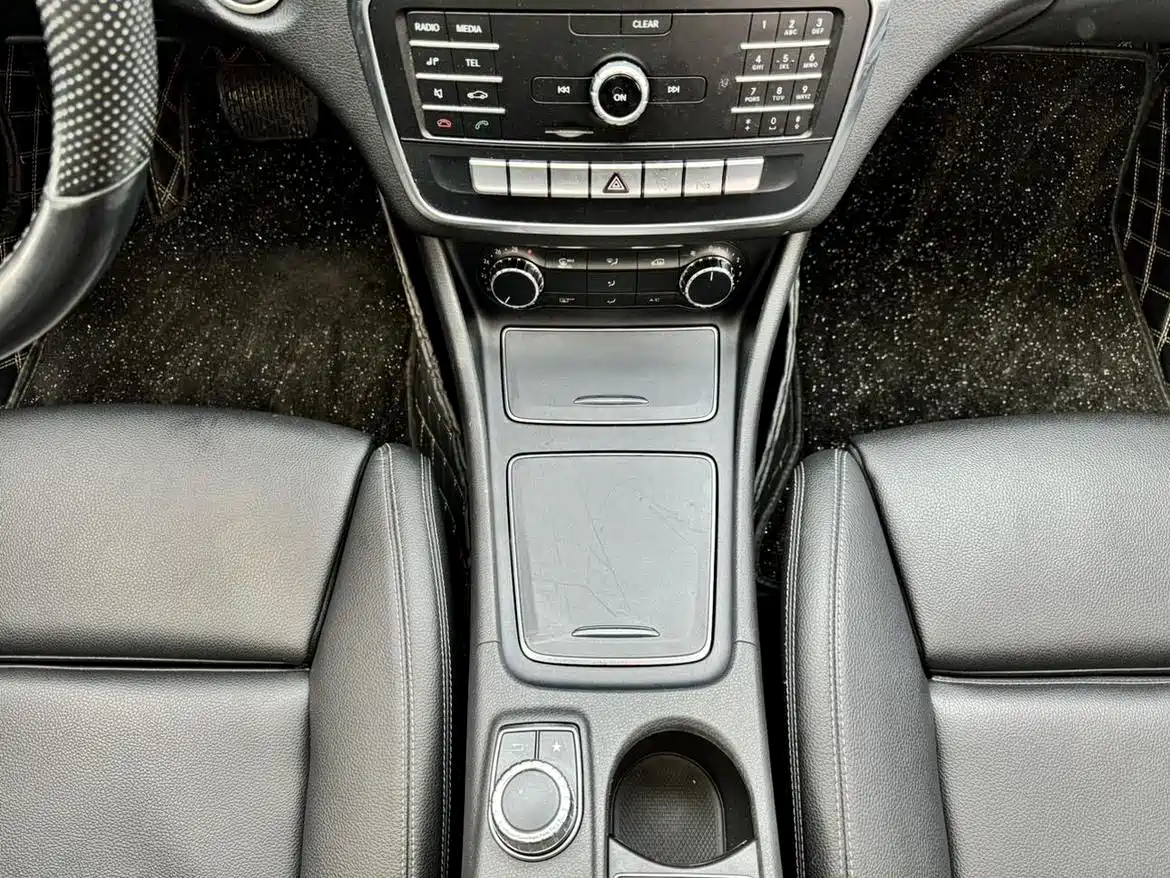 Mercedes-Benz CLA (Import) 2018 CLA 200 Dynamic Edition фото 18