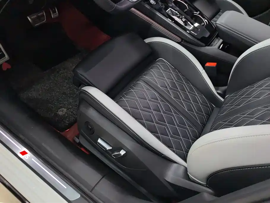 Audi A5L 2026 2.0T Sport Edition фото 9