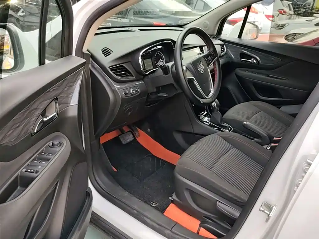 Buick Encore 2017 18T Automatic 2WD Urban Fashion фото 16