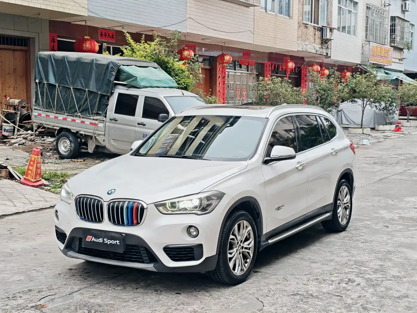 BMW X1 2018 sDrive20Li Leading Model фото 9