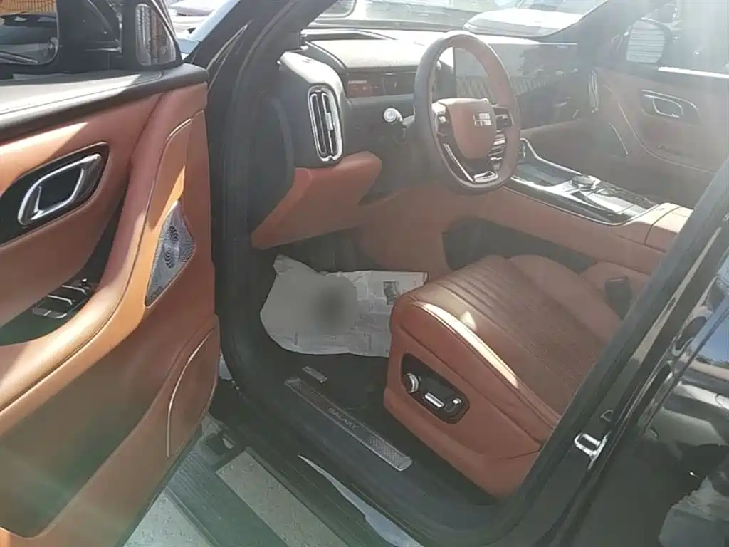 Geely Galaxy Galaxy M9 2025 Base Model фото 16