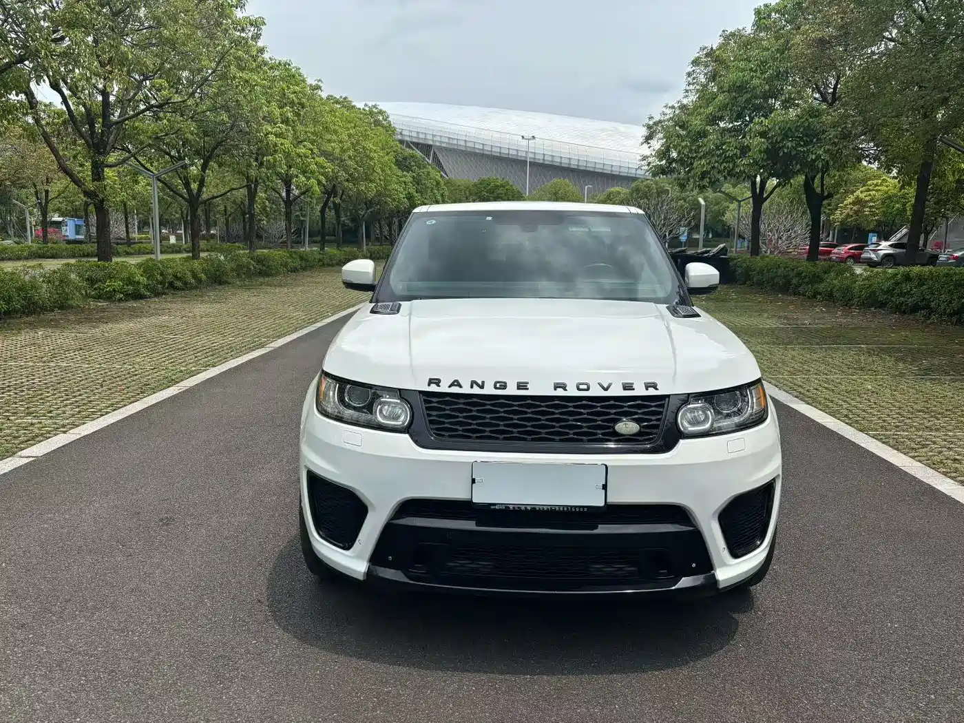 Land Rover Range Rover Sport фото 2