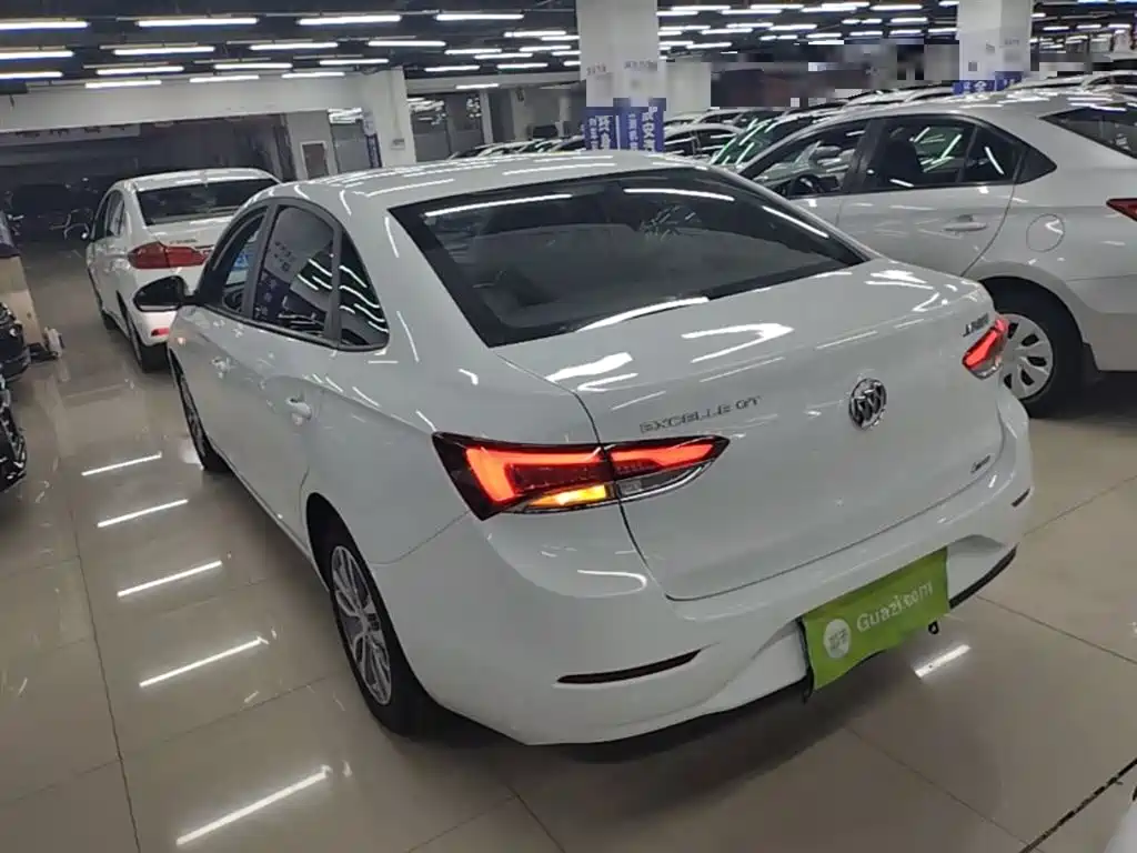 Buick Excelle 2021 Facelift 1.3T Auto Mild Hybrid Elite фото 5