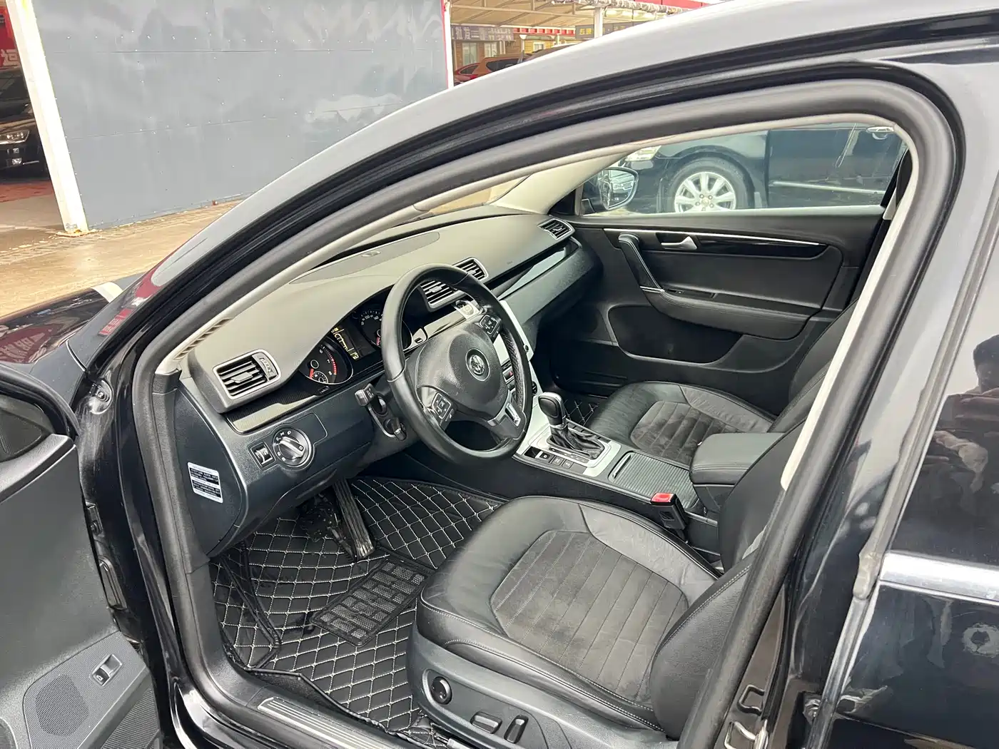 Volkswagen Magotan 2015 1.8TSI Luxury фото 10