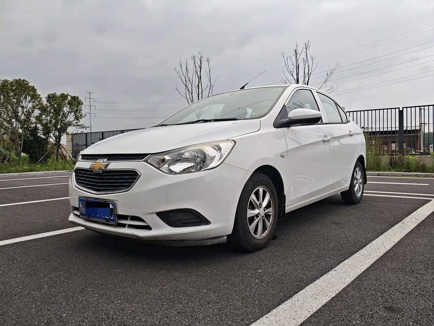 Chevrolet Sail 2015 Sail 3 1.3L AMT Ideal Edition