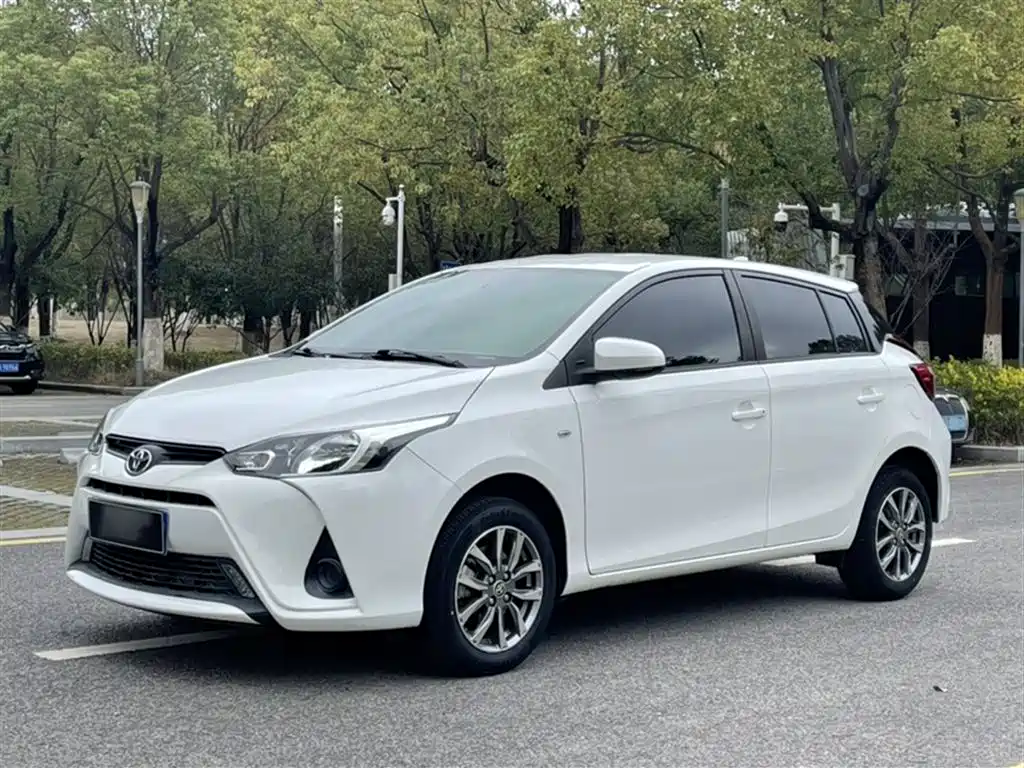 Toyota YARiS L Zhi Xuan 2021 1.5L CVT Leading Edition фото 2