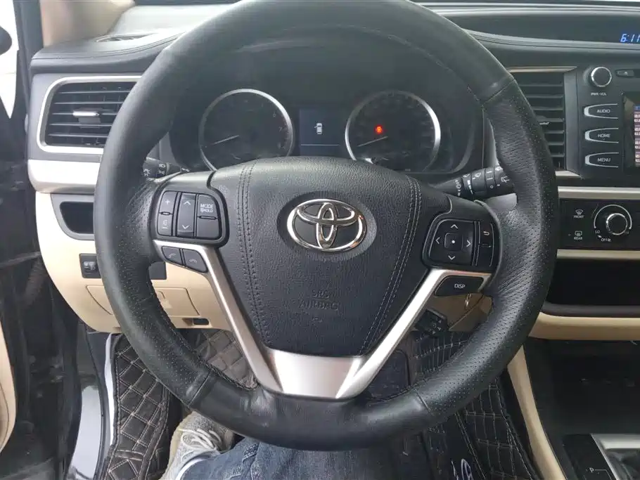 Toyota Highlander 2018 2.0T 4WD Elite 7-seater (China V) фото 15