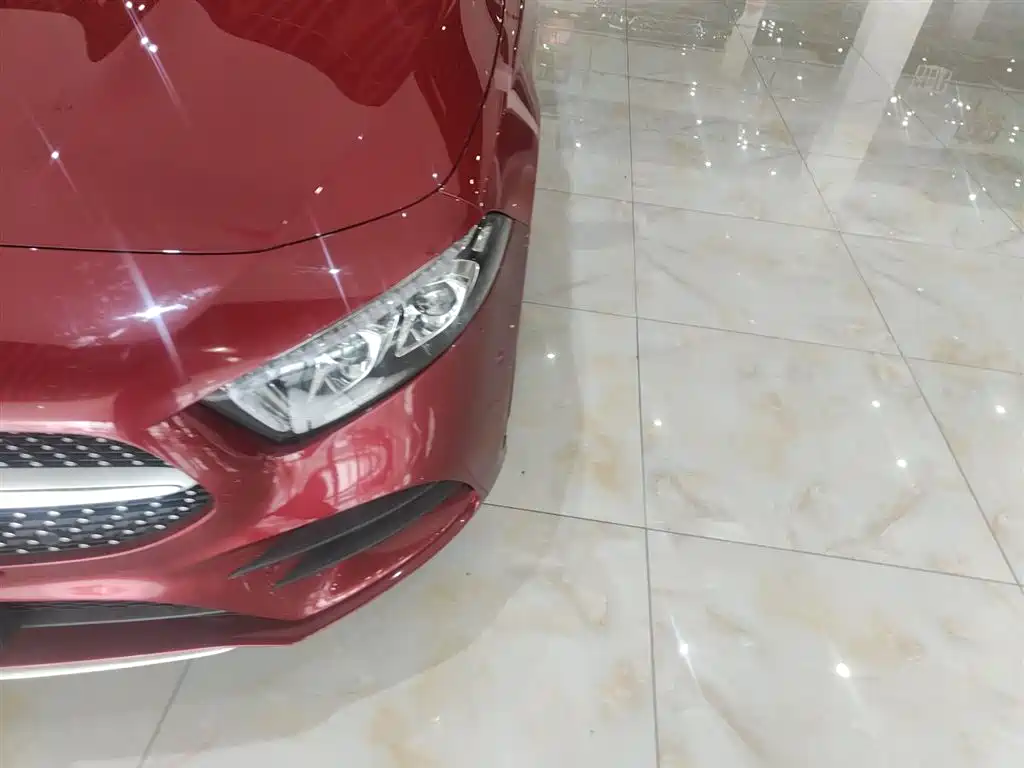 Mercedes-Benz A-Class 2020 A 180 L Sport Sedan фото 24