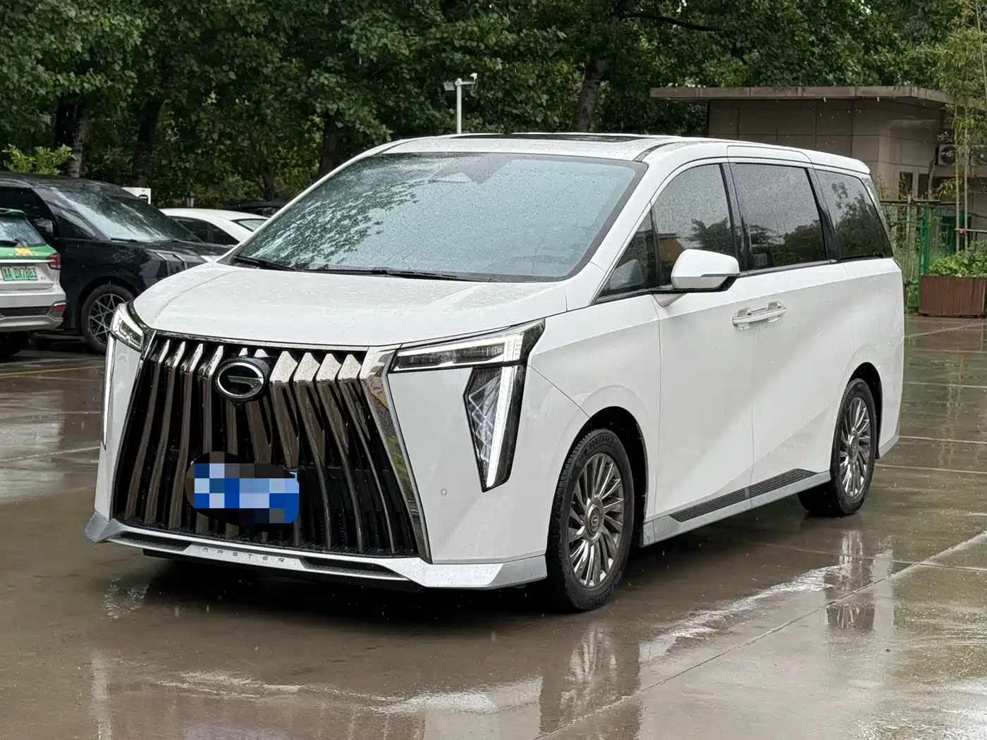 GAC TRUMPCHI M8