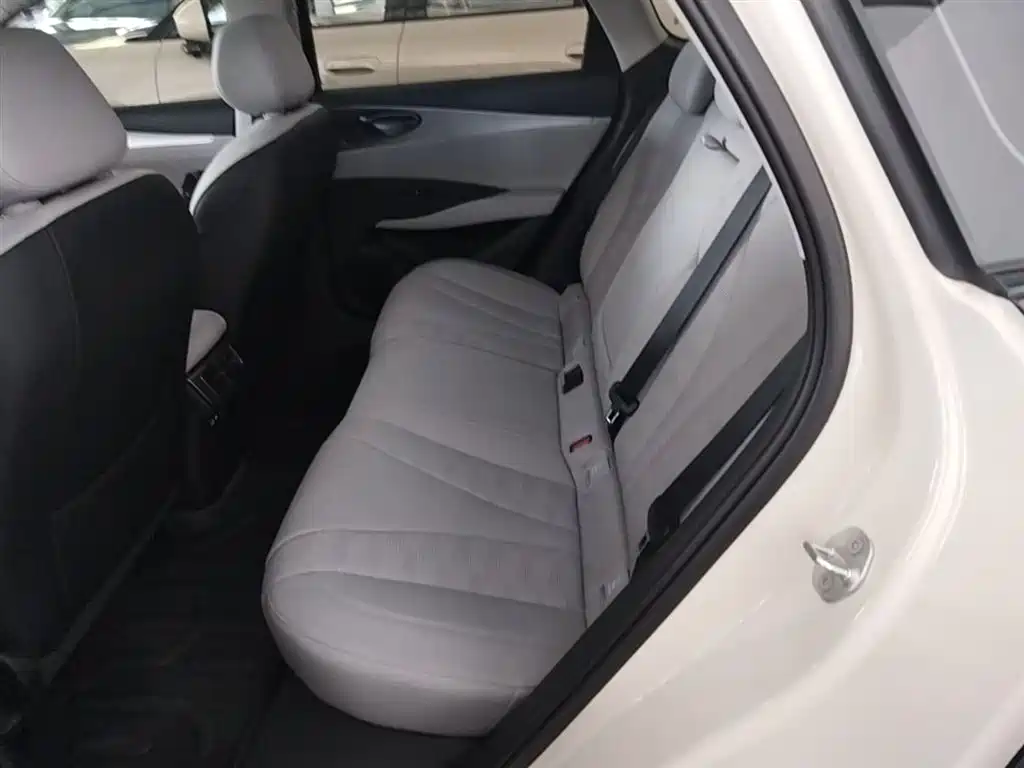 BYD Seal 06 DM-i Touring 2025 DM-i 150KM Flagship фото 17