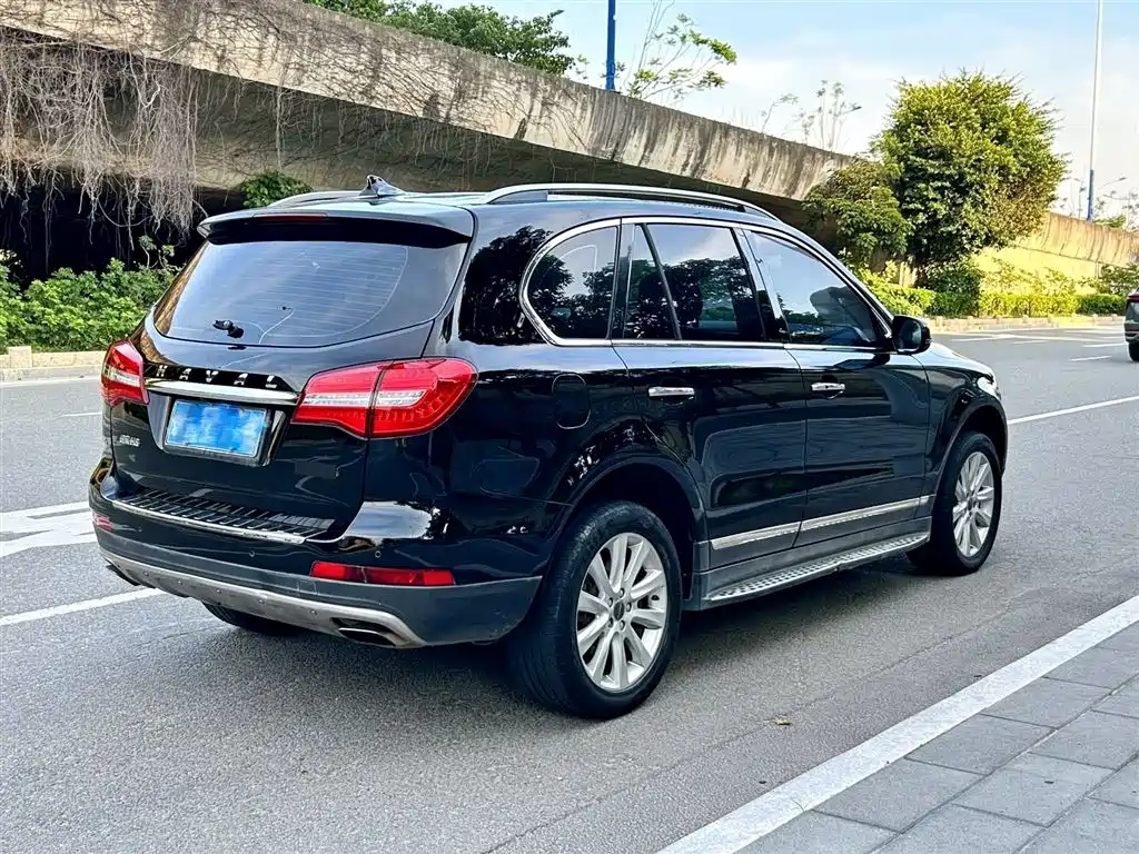 Haval H8 2015 2.0T 2WD Premium Edition фото 4