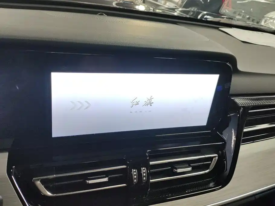 Hongqi HS5 2025 2.0T 2WD Qixiang Pro фото 13