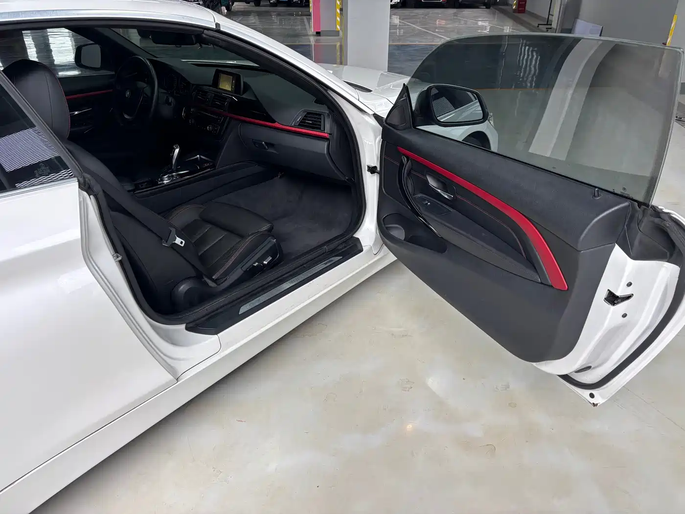 BMW 4 Series 2014 420i Convertible Sport Design Package фото 5