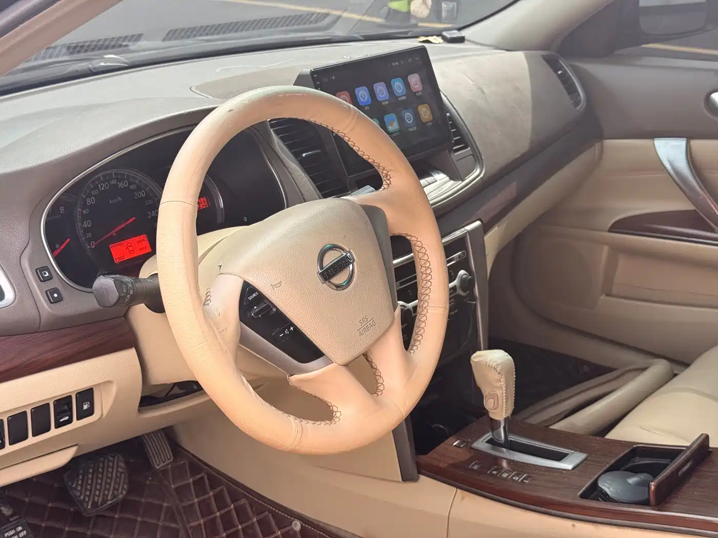 Фото 9 - Nissan Teana