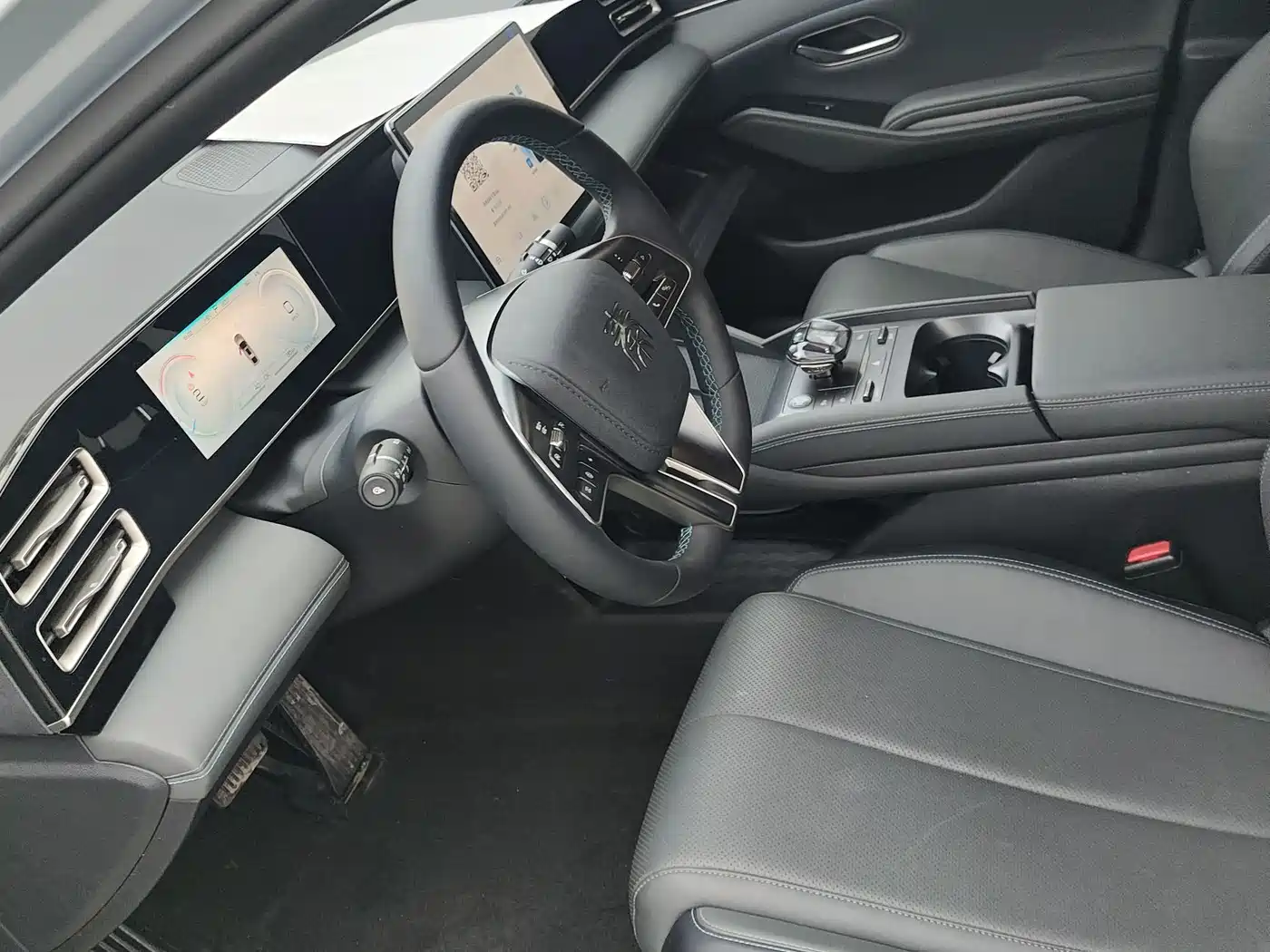 BYD Qin L 2024 DM-i 120KM Leading фото 18