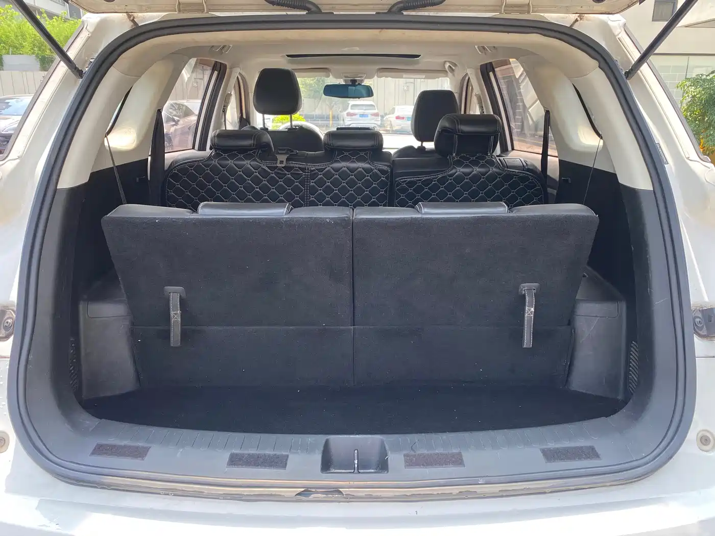 Baojun 530 2019 2019 1.5T CVT Luxury 7-Seater China VI