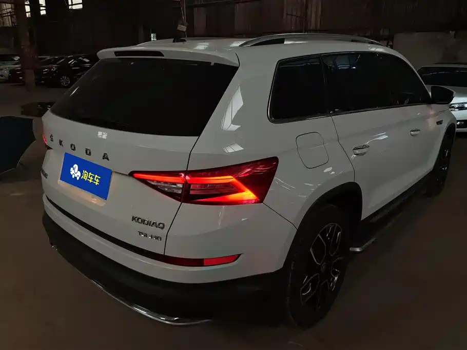 Škoda Kodiaq 2019 Facelift TSI330 7-Seater 2WD Luxury Premium Edition China V фото 3