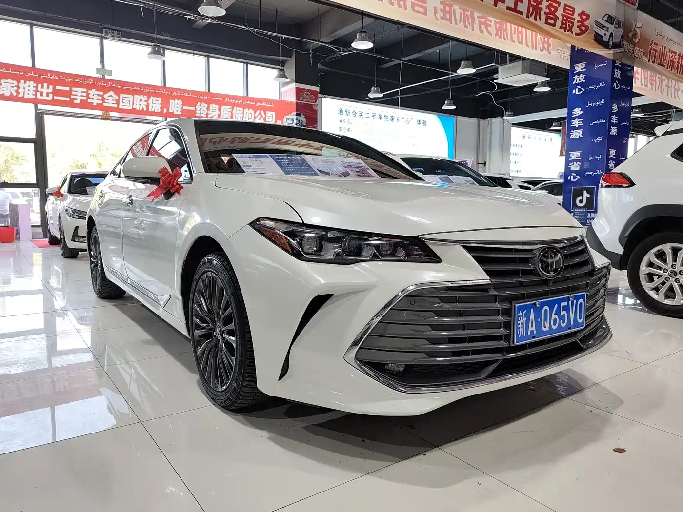 Toyota Avalon 2019 2.0L XLE Premium Edition (China VI) фото 3